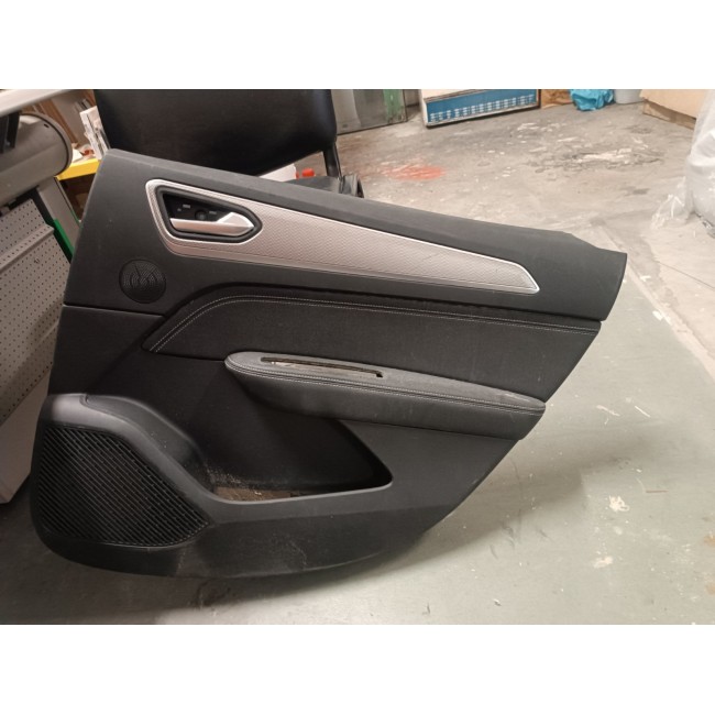 ΤΑΠΕΤΣΑΡΙΑ ΠΟΡΤΑΣ ΠΙΣΩ ΔΕΞΙΑ RENAULT ARKANA