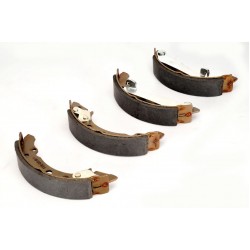 Σετ σιαγόνων φρένων AUDI 100 C1, 50, 80 B1, 80 B2, A2, COUPE B2; SEAT AROSA, CORDOBA, CORDOBA VARIO, IBIZA II, TOLEDO I; VW DERBY, GOLF I, GOLF II, GOLF III, JETTA I 0.8-Electric 11.68-08.05